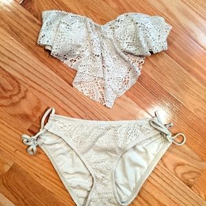 Mossimo 2 piece bathing suit